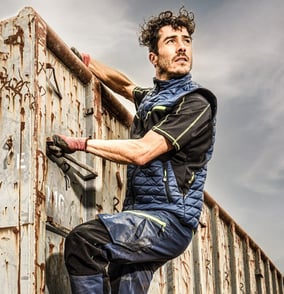 Abbigliamento outdoor da lavoro: l’indispensabile da indossare